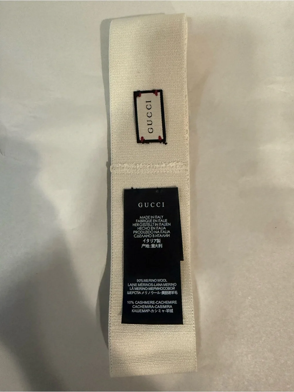 Gucci GG Cream Elastic Band with Black Label. Pre-owned.